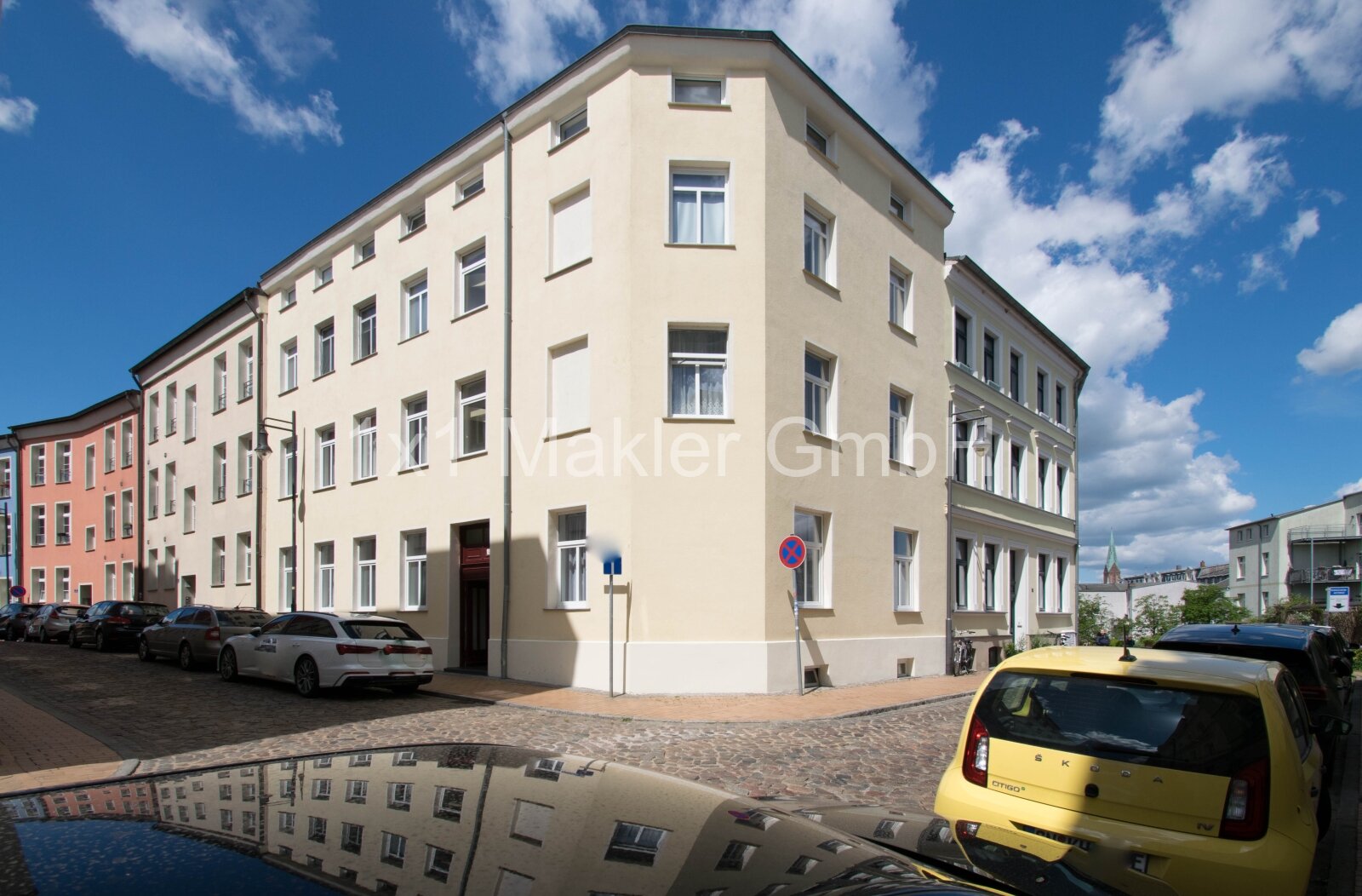 Apartmenthaus mit 7 möblierten Wohneinheiten in SN