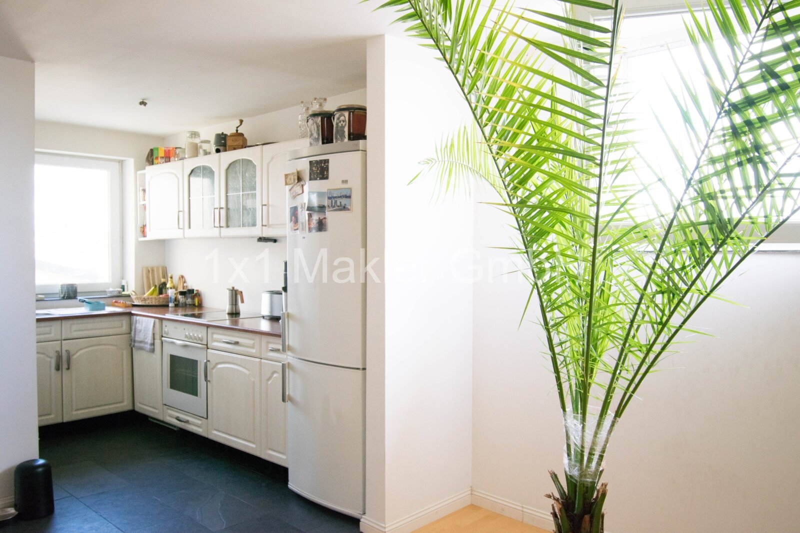 Apartmenthaus mit 7 möblierten Wohneinheiten in SN