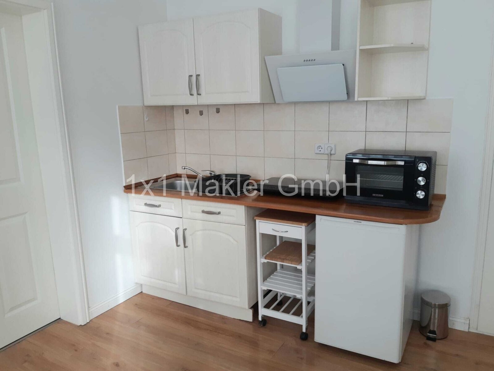 Apartmenthaus mit 7 möblierten Wohneinheiten in SN