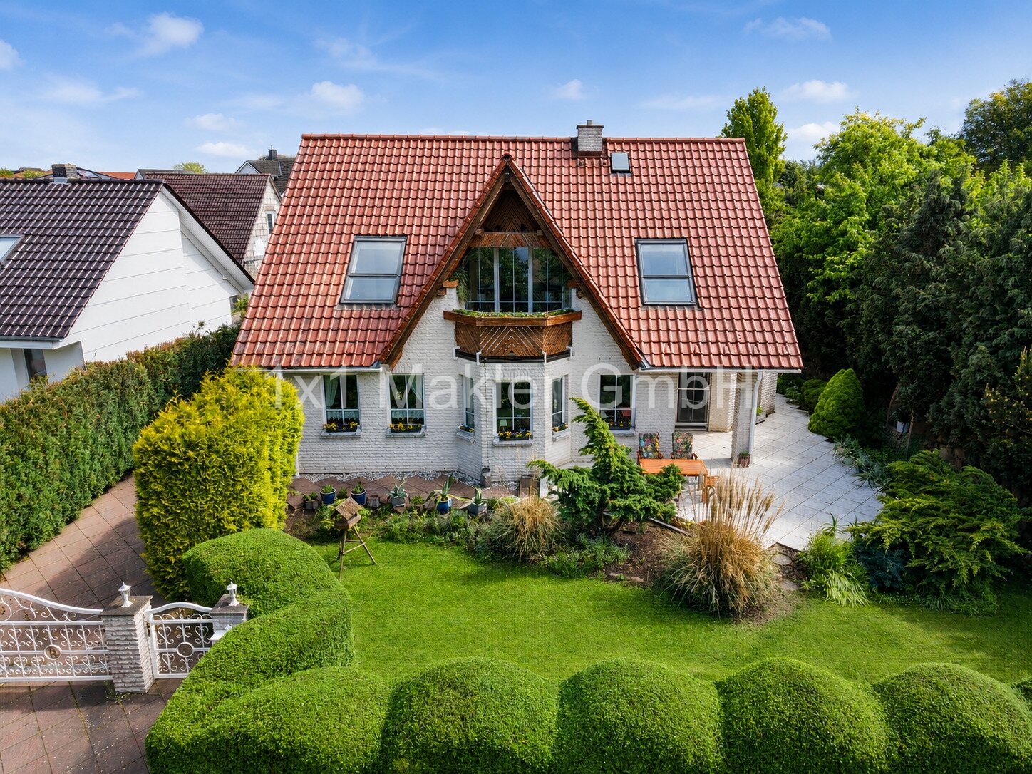 Architektonisches Einfamilienhaus in begehrter Lage mit Seeblick