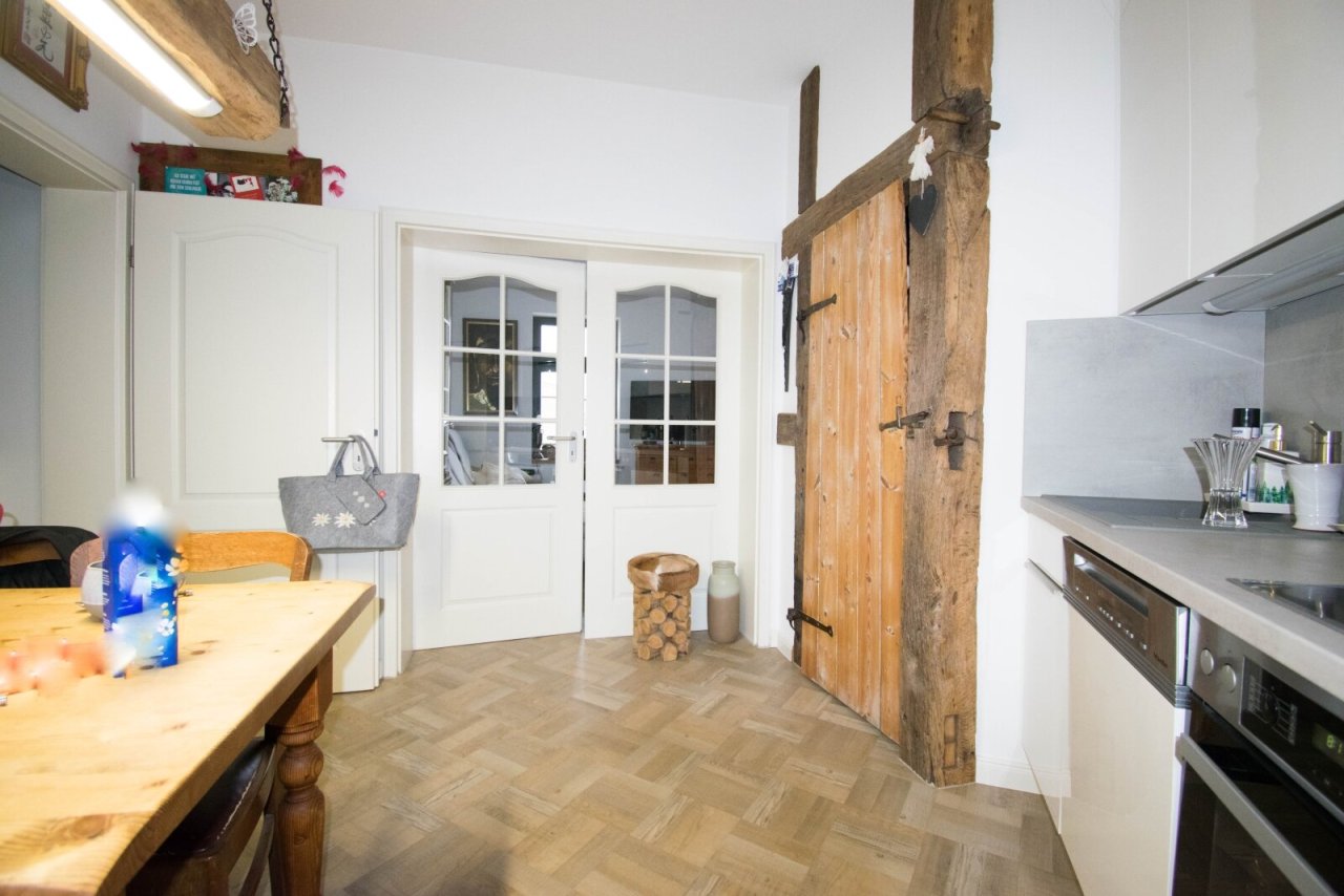 Blich von der Küche zum Wohnzimmer Blich von der Küche zum Wohnzimmer