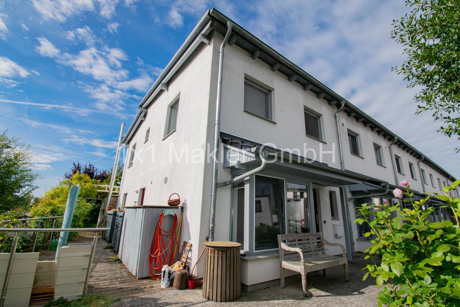 Schwerin: Provisionsfreies Reihenendhaus - Nur 50 Meter zum Ziegelsee Schwerin: Provisionsfreies Reihenendhaus - Nur 50 Meter zum Ziegelsee